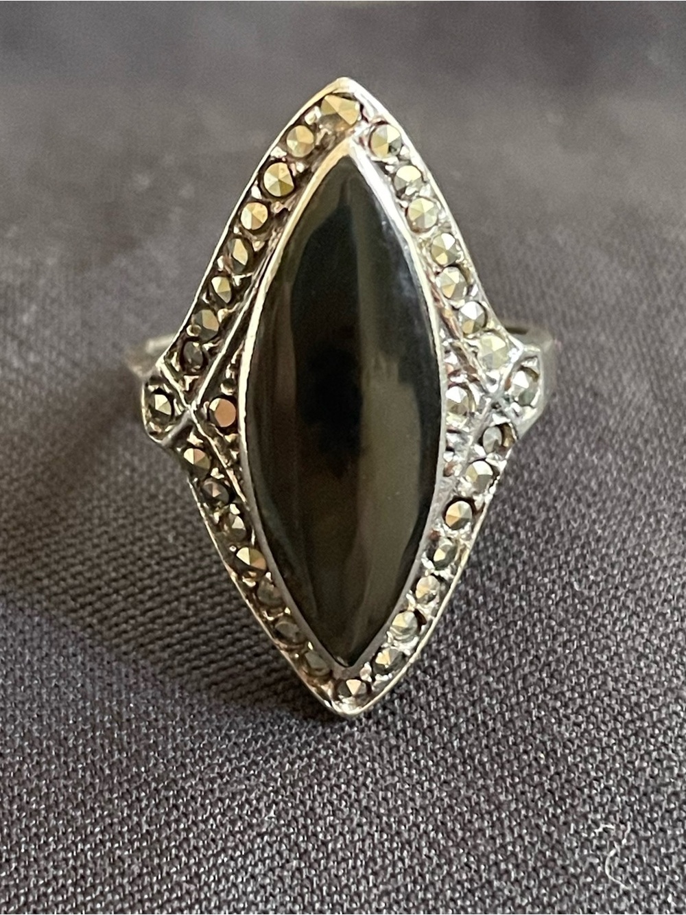 Vintage Sterling Silver Marcasite and Black Onyx Ring